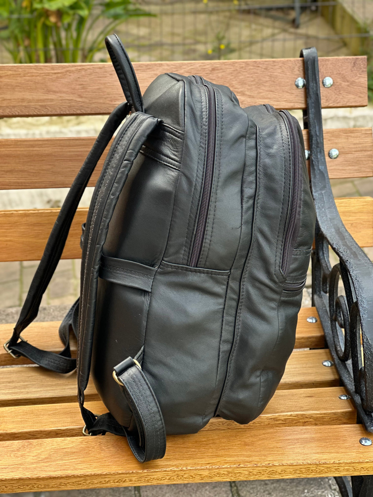 Mochila Marcel Leather - Ouro Negro | Executiva