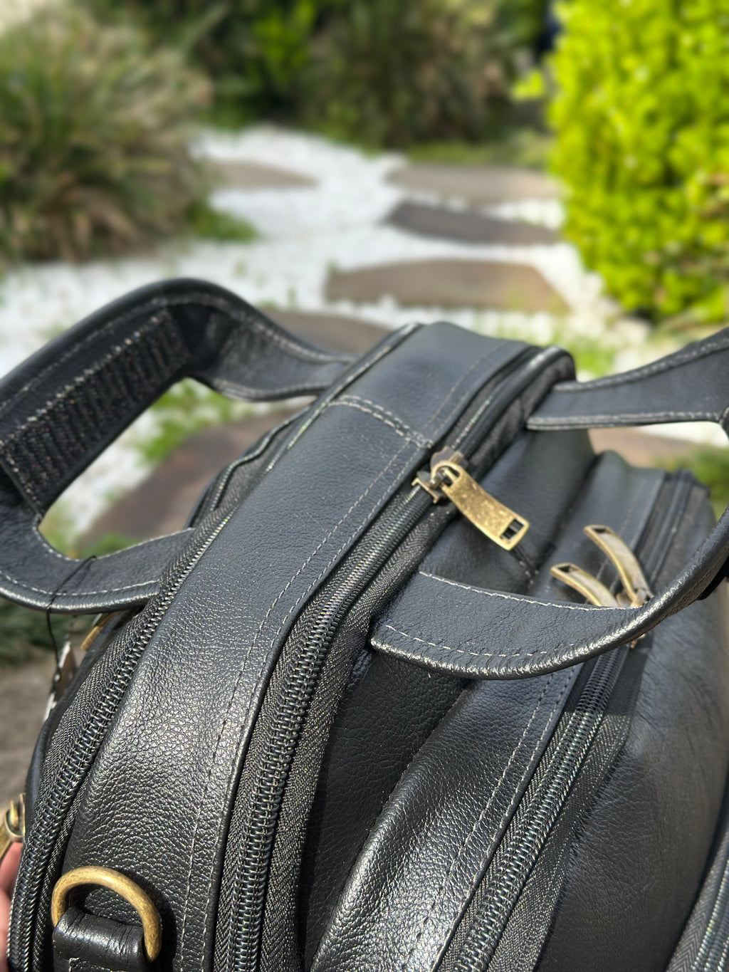 Mochila Marcel Leather - Ouro Negro | Executiva